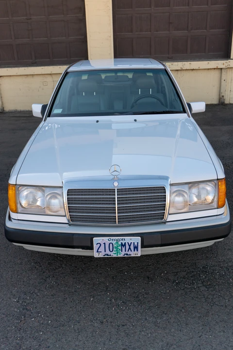 1992 Mercedes-Benz W124 E-Class - Image 3 of 31