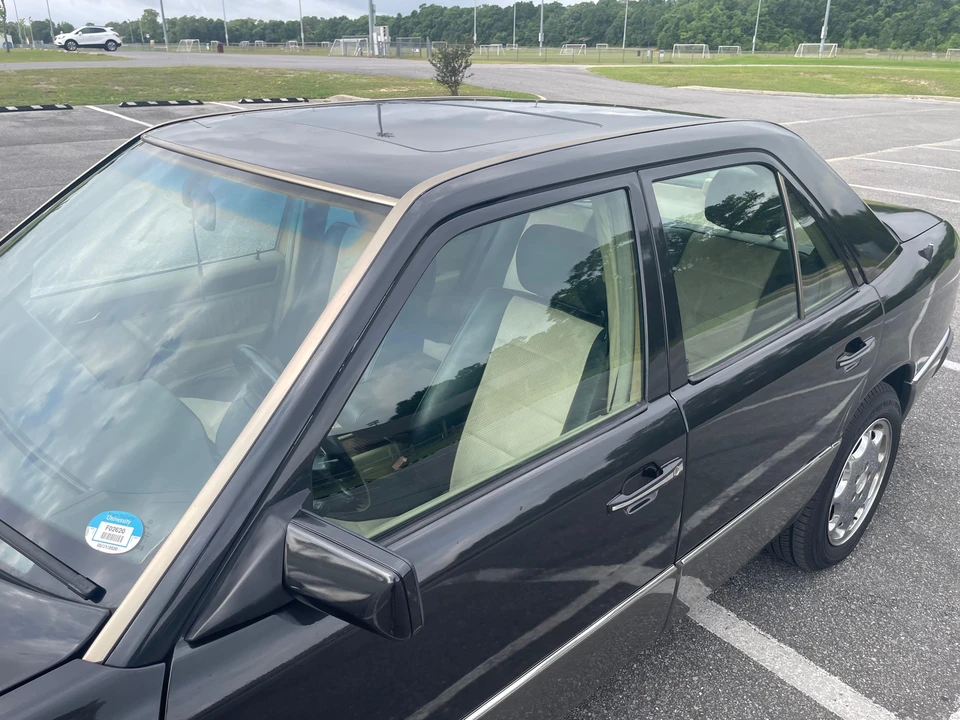 1992 Mercedes-Benz W124 E-Class - Image 24 of 31