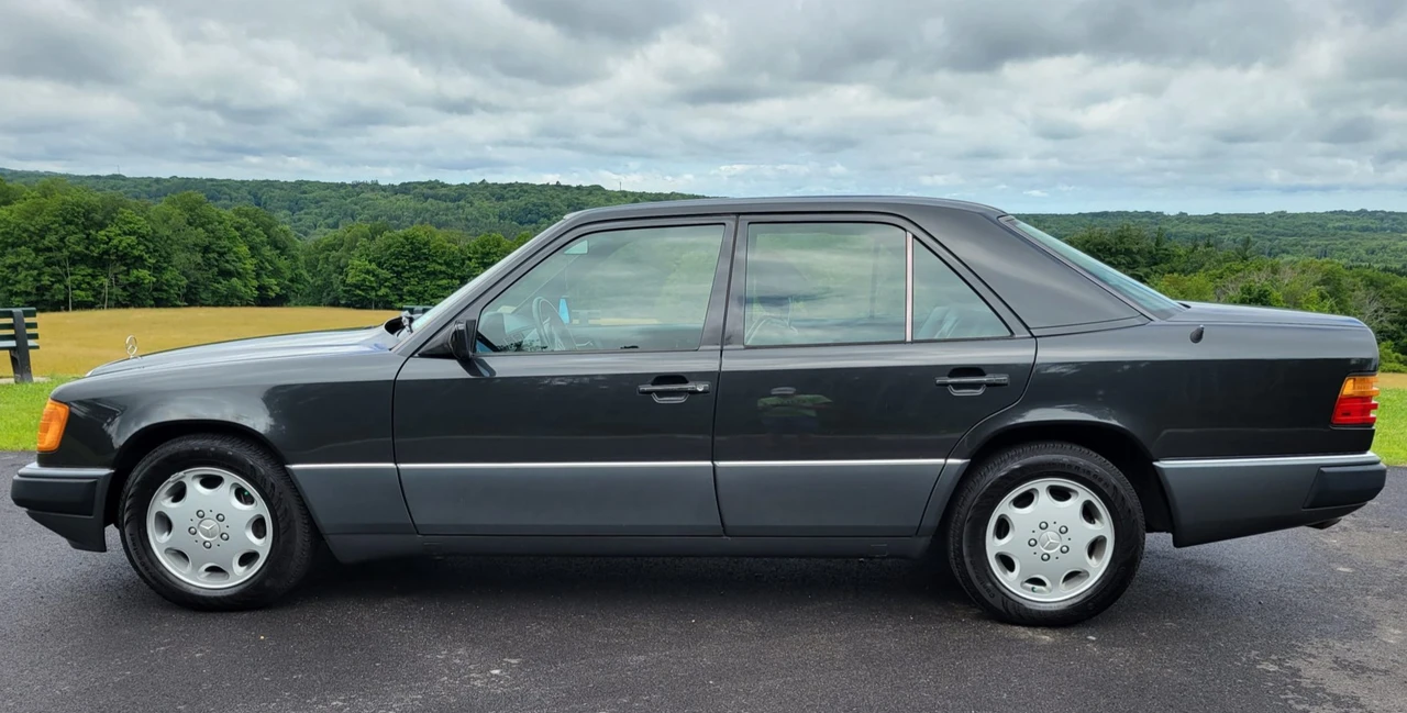 1992 Mercedes-Benz W124 E-Class - Image 3 of 31