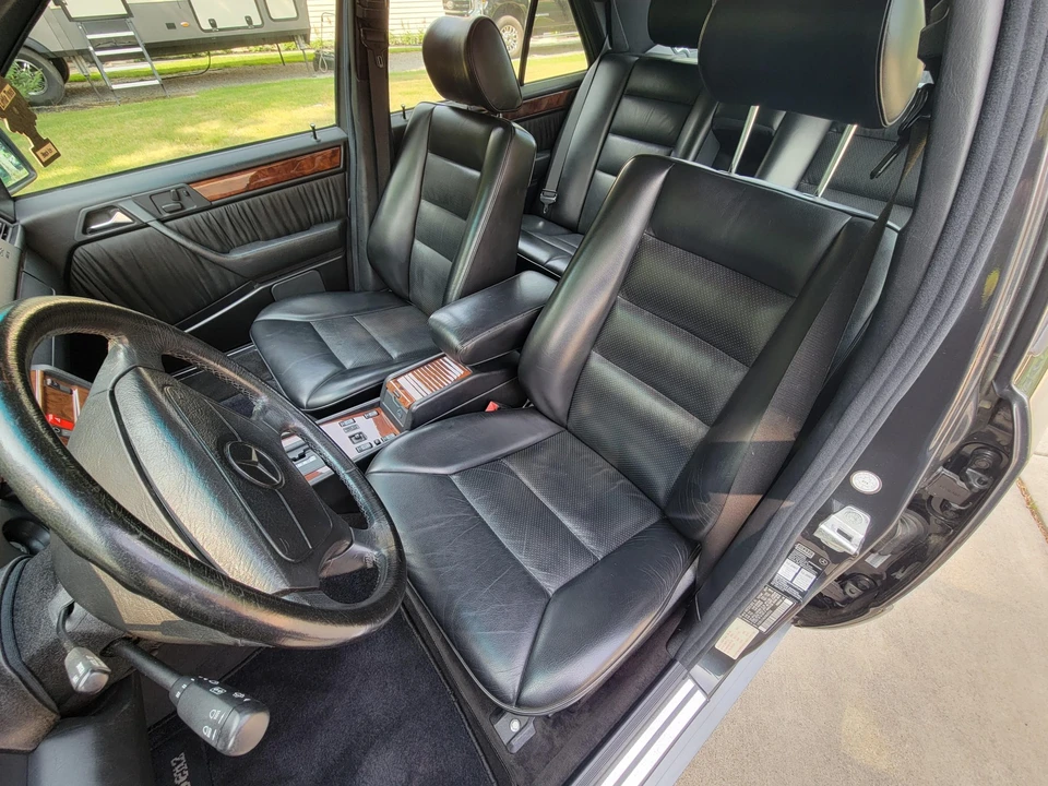 1992 Mercedes-Benz W124 E-Class - Image 25 of 31