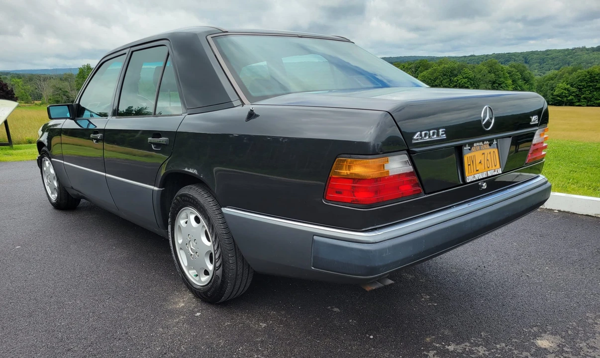 1992 Mercedes-Benz W124 E-Class - Image 4 of 31
