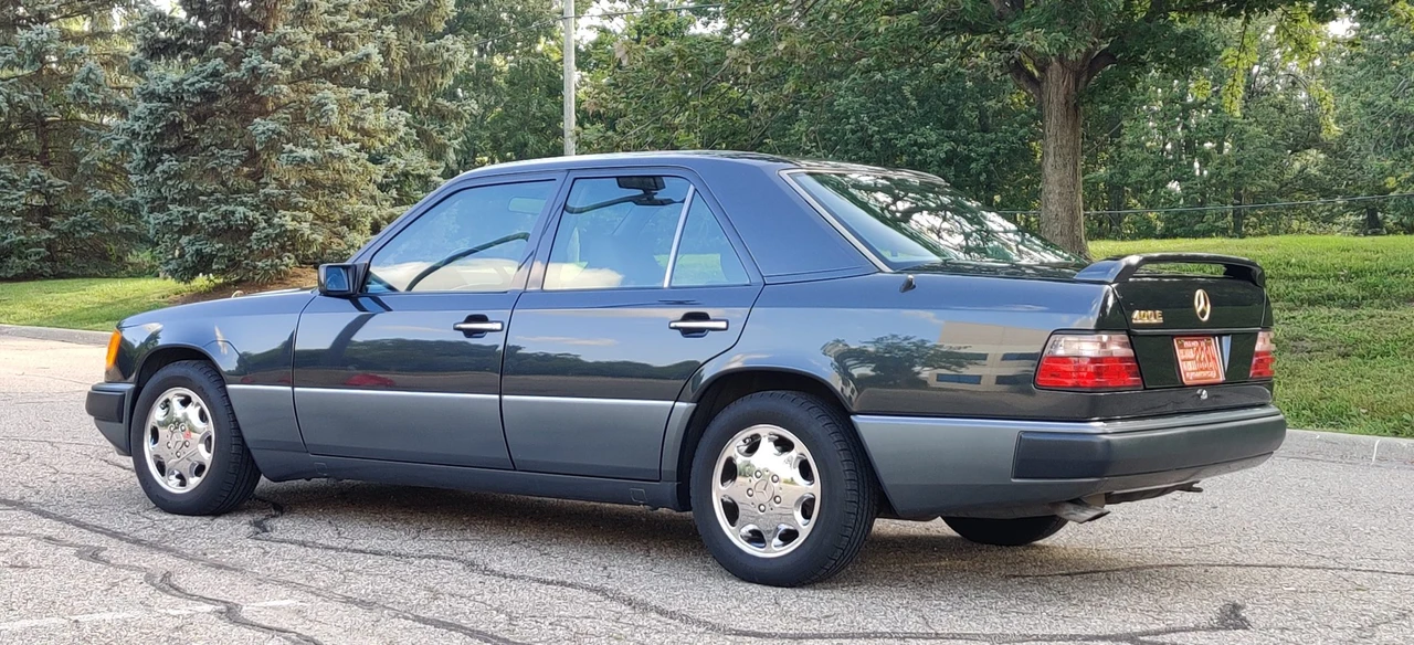 1992 Mercedes-Benz W124 E-Class - Image 11 of 31