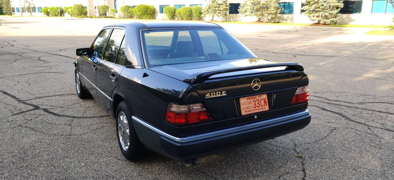 1992 Mercedes-Benz W124 E-Class - Image 15 of 31