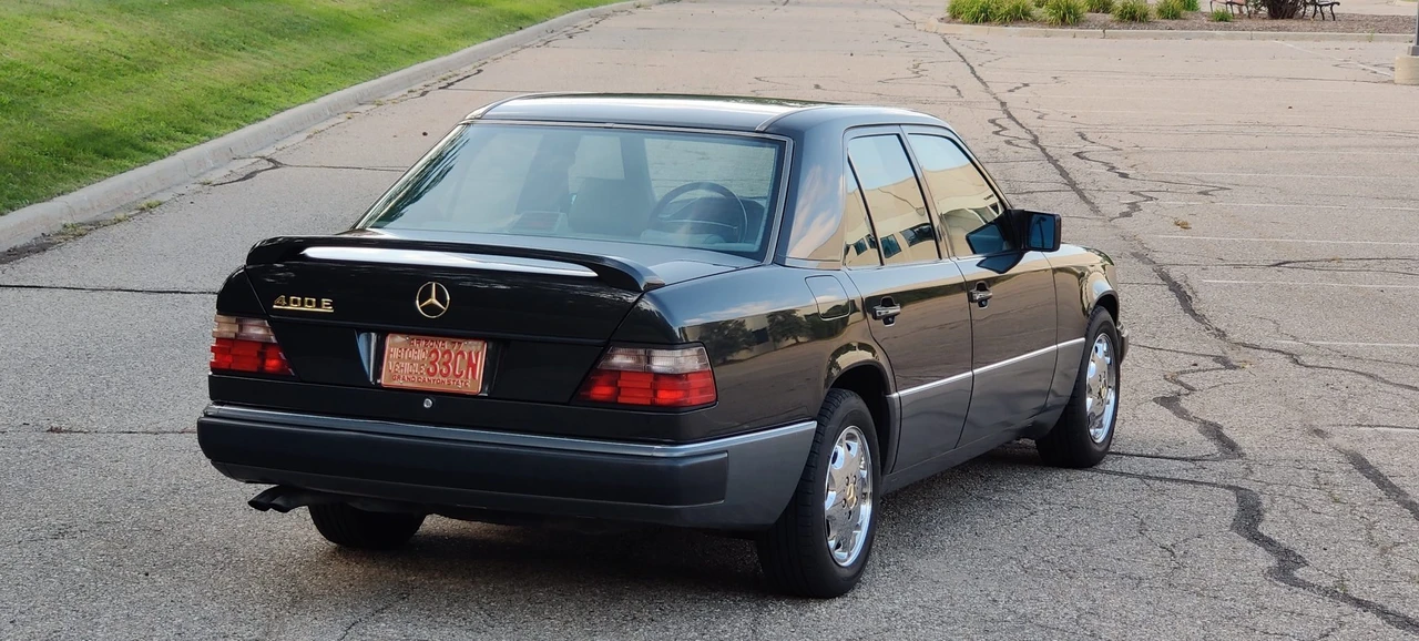 1992 Mercedes-Benz W124 E-Class - Image 21 of 31