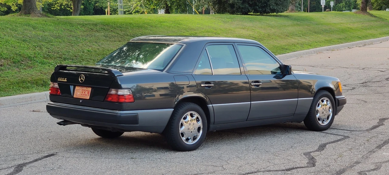 1992 Mercedes-Benz W124 E-Class - Image 24 of 31