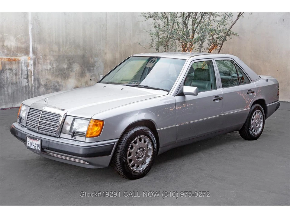 1992 Mercedes-Benz W124 E-Class - Image 8 of 31