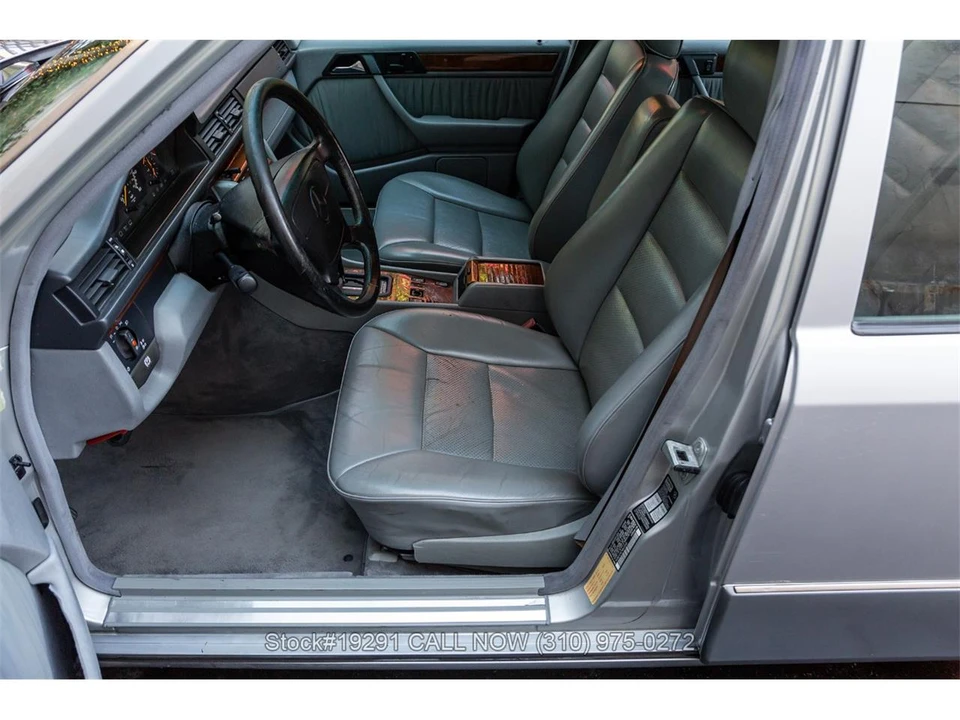 1992 Mercedes-Benz W124 E-Class - Image 16 of 31