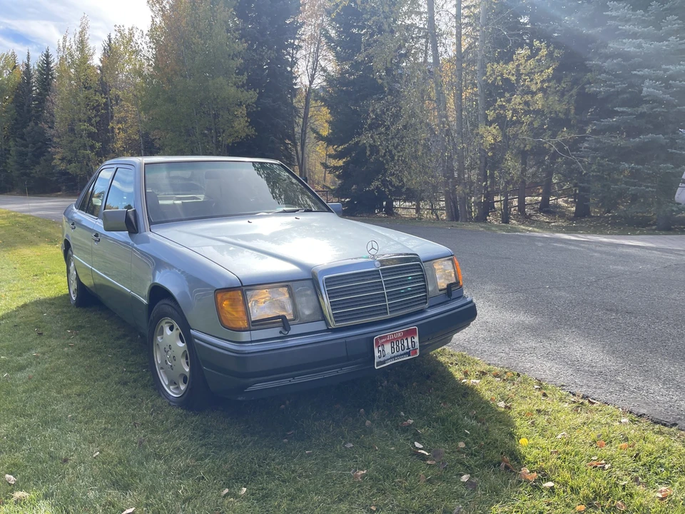 1992 Mercedes-Benz W124 E-Class - Image 6 of 31