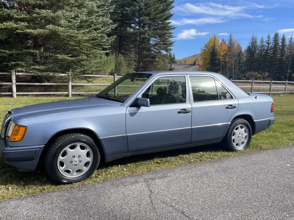1992 Mercedes-Benz W124 E-Class - Image 15 of 31