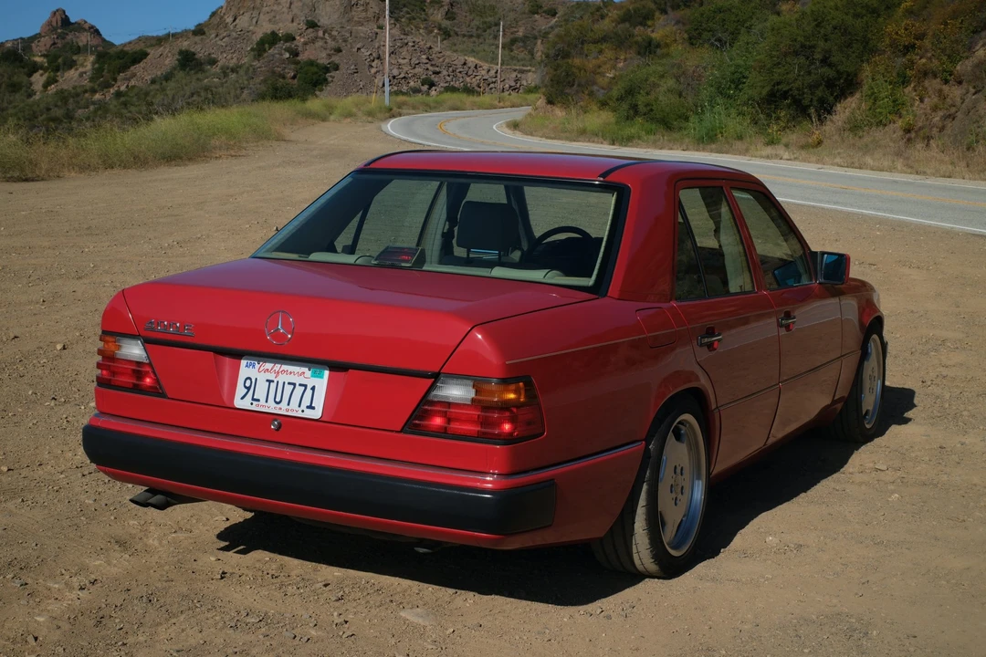 1992 Mercedes-Benz W124 E-Class - Image 18 of 31