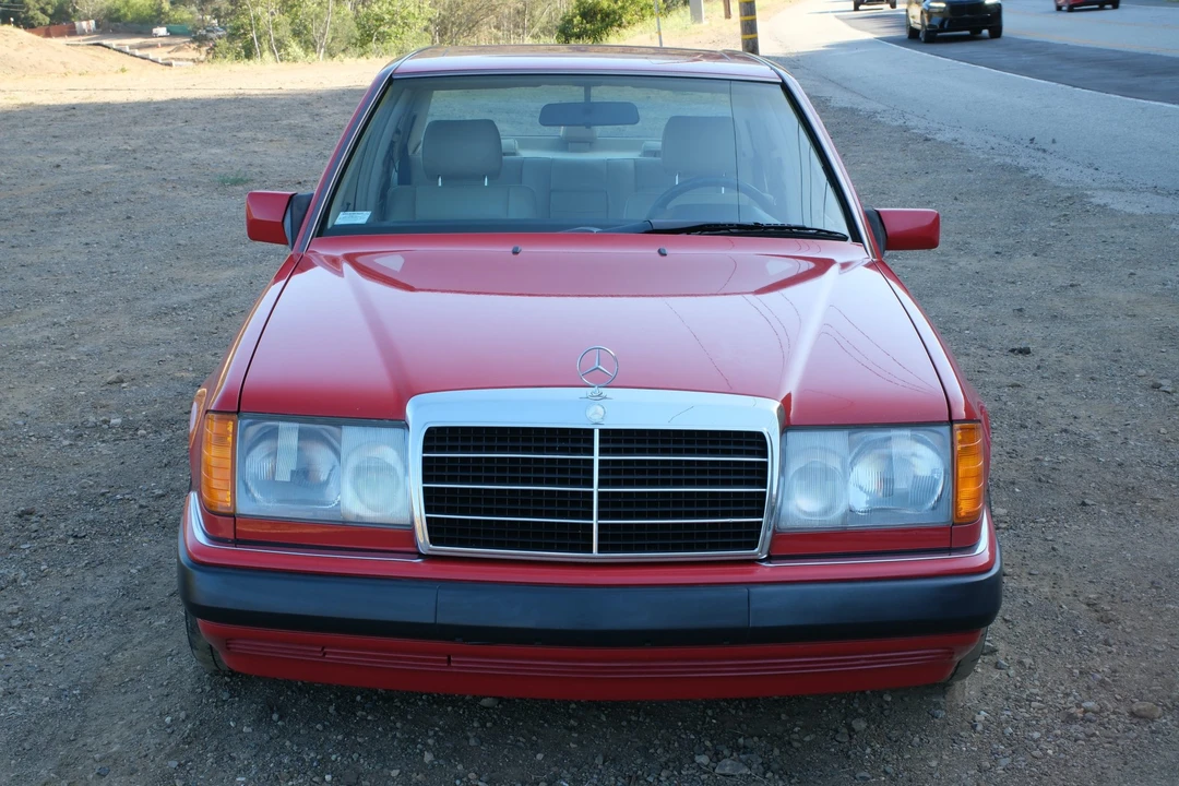 1992 Mercedes-Benz W124 E-Class - Image 8 of 31