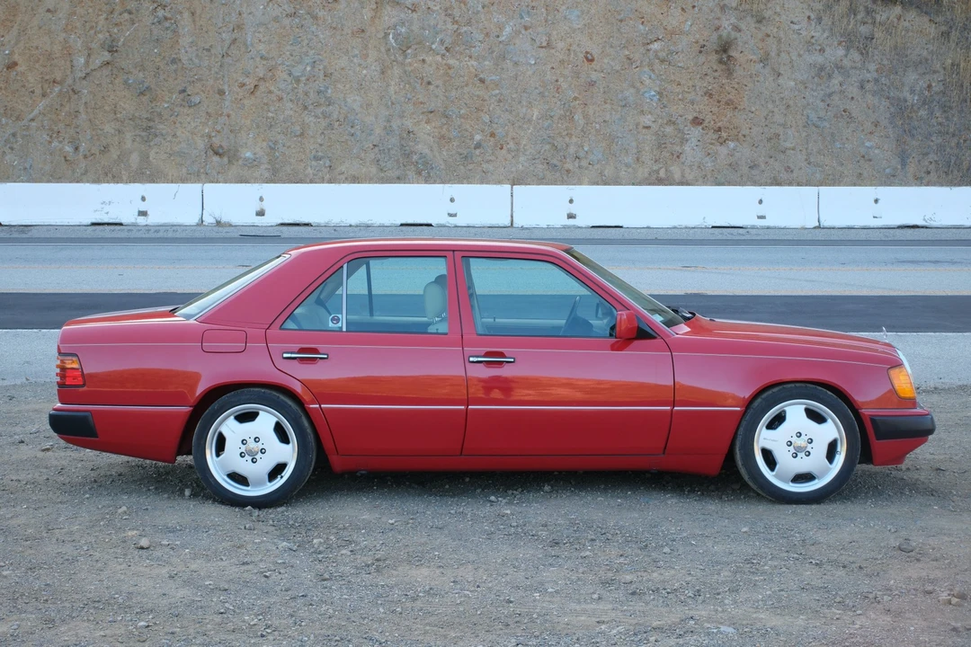 1992 Mercedes-Benz W124 E-Class - Image 15 of 31
