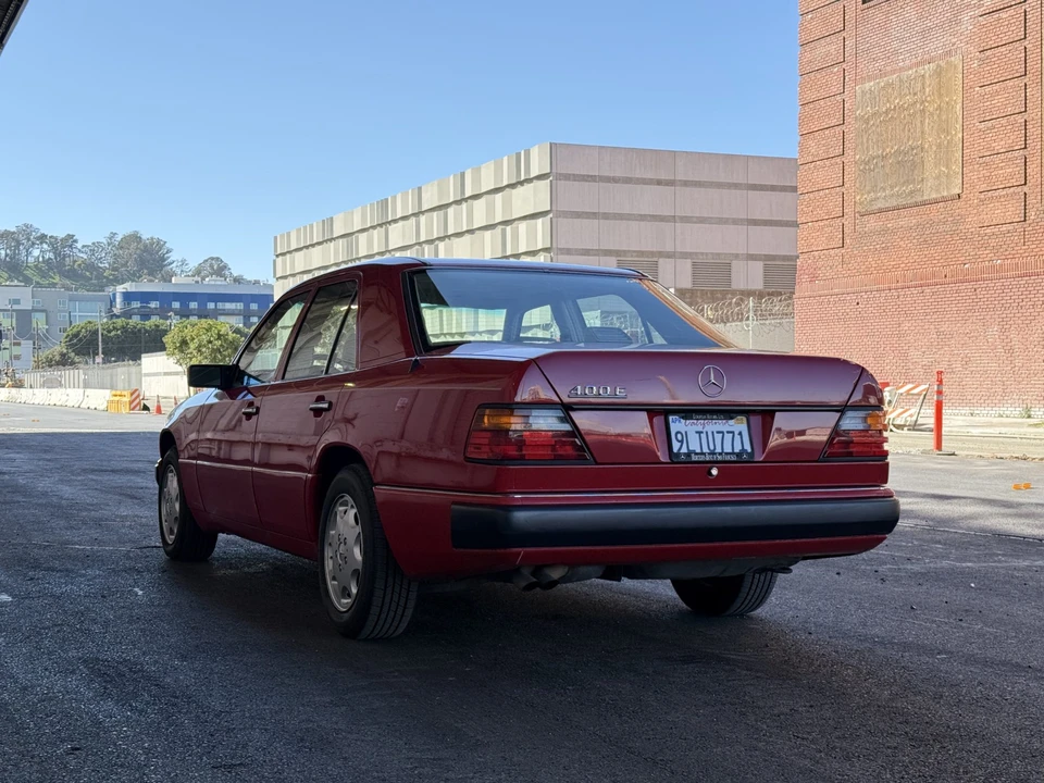 1992 Mercedes-Benz W124 E-Class - Image 13 of 31