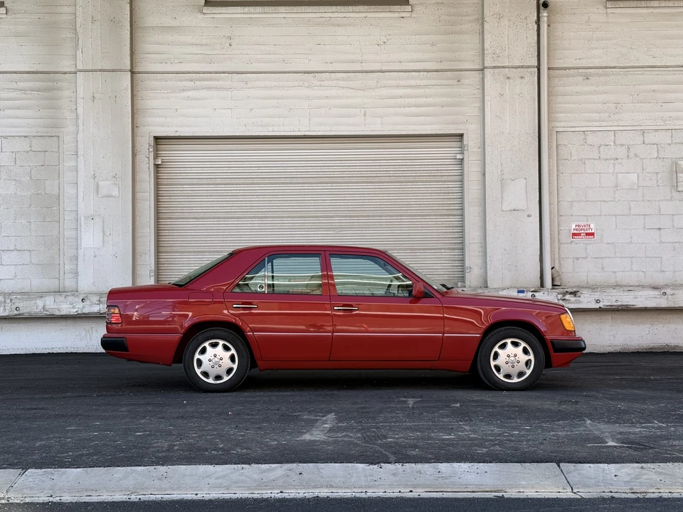 1992 Mercedes-Benz W124 E-Class - Image 21 of 31
