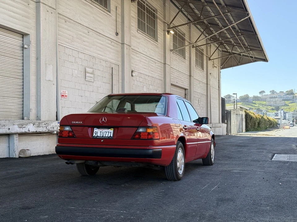 1992 Mercedes-Benz W124 E-Class - Image 16 of 31