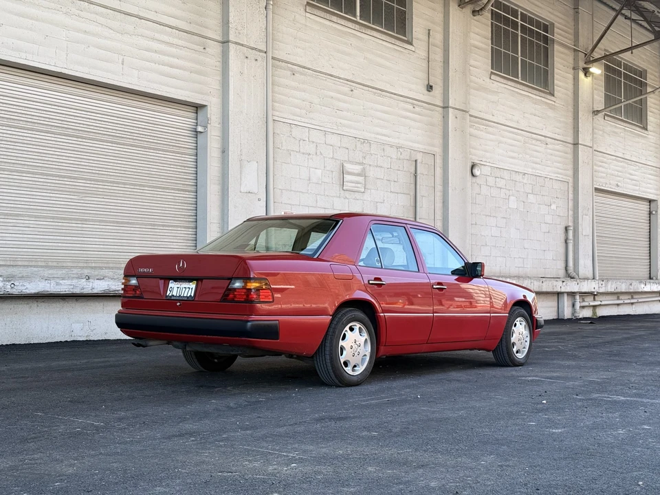 1992 Mercedes-Benz W124 E-Class - Image 17 of 31