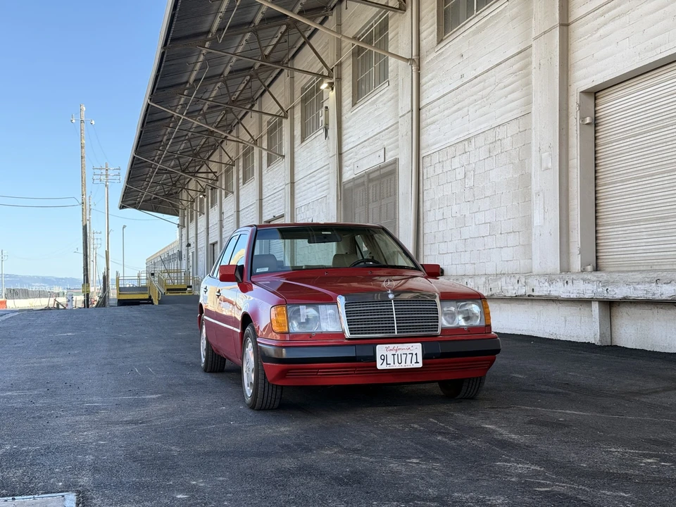 1992 Mercedes-Benz W124 E-Class - Image 25 of 31