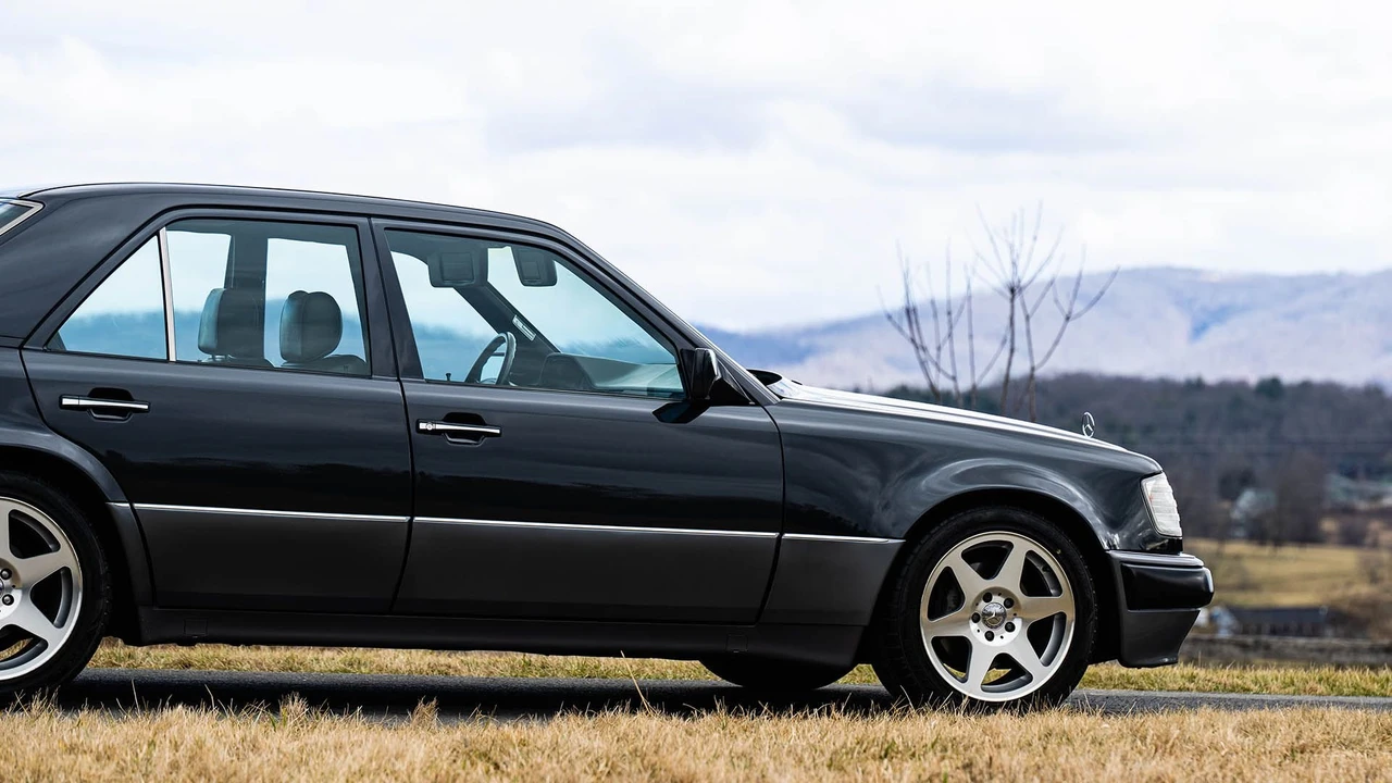 1992 Mercedes-Benz 500E & E500 - Image 30 of 31