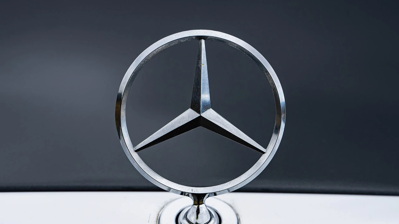 1992 Mercedes-Benz 500E & E500 - Image 2 of 31