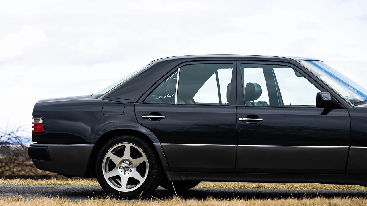 1992 Mercedes-Benz 500E & E500 - Image 31 of 31