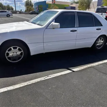 1992 Mercedes-Benz 500 SEL Sedan