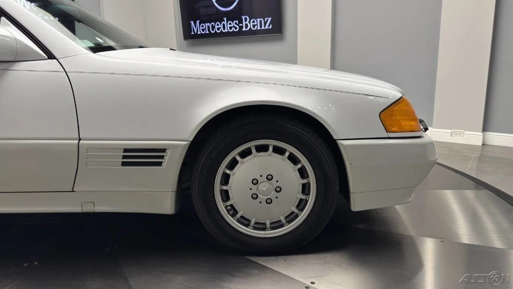1992 Mercedes-Benz R129 SL-Class - Image 13 of 24