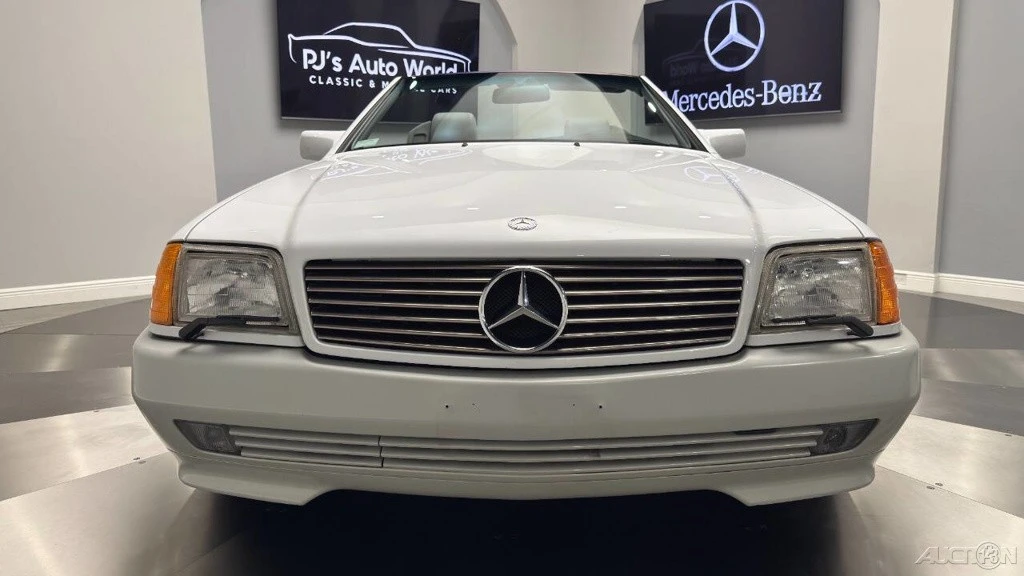 1992 Mercedes-Benz R129 SL-Class - Image 9 of 24