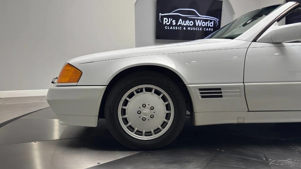 1992 Mercedes-Benz R129 SL-Class - Image 16 of 24