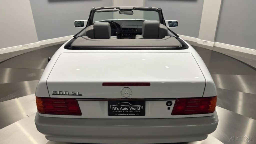1992 Mercedes-Benz R129 SL-Class - Image 21 of 24