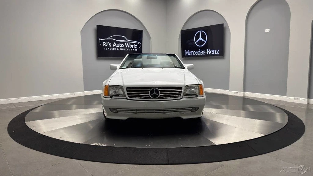 1992 Mercedes-Benz R129 SL-Class - Image 10 of 24
