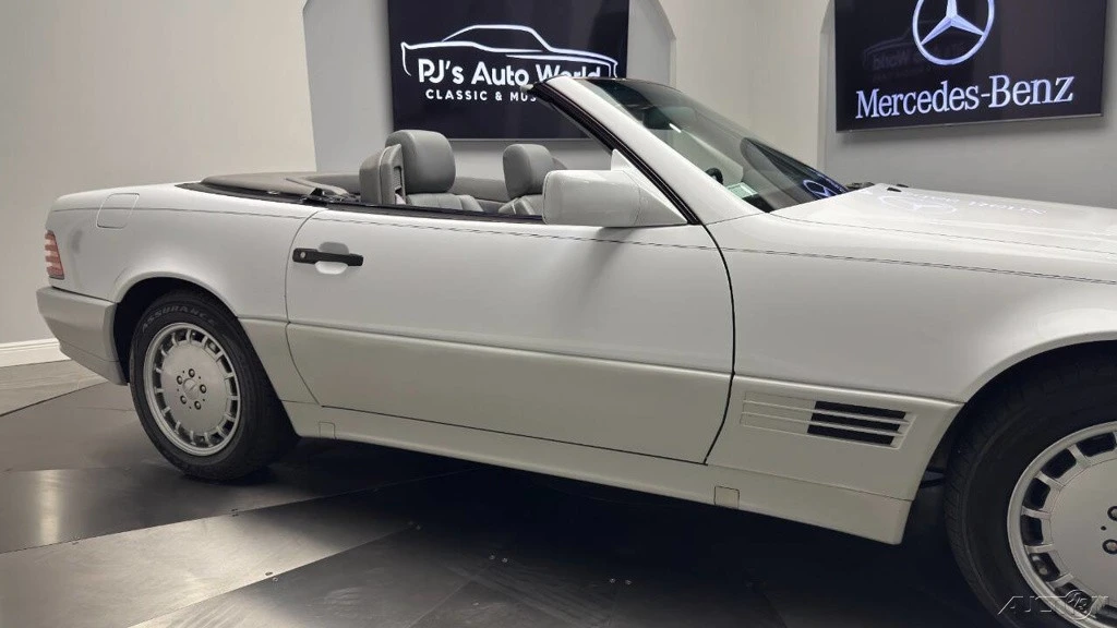 1992 Mercedes-Benz R129 SL-Class - Image 14 of 24