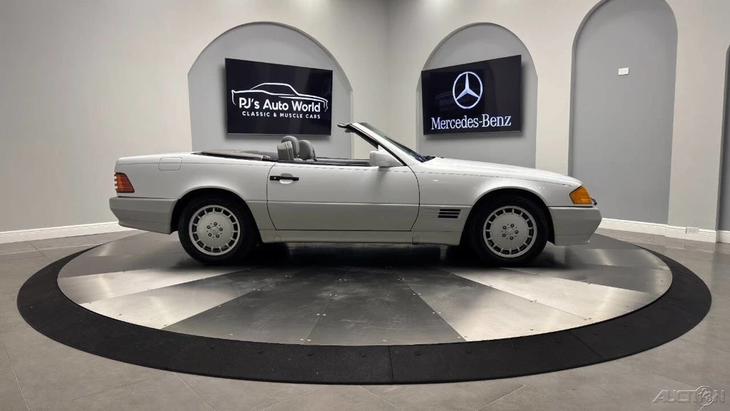 1992 Mercedes-Benz R129 SL-Class - Image 5 of 24