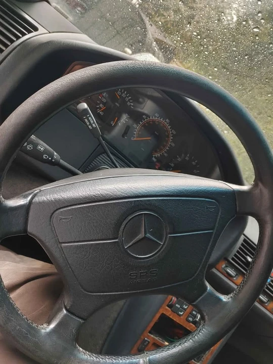 1992 Mercedes-Benz W140 S-Class - Image 9 of 14
