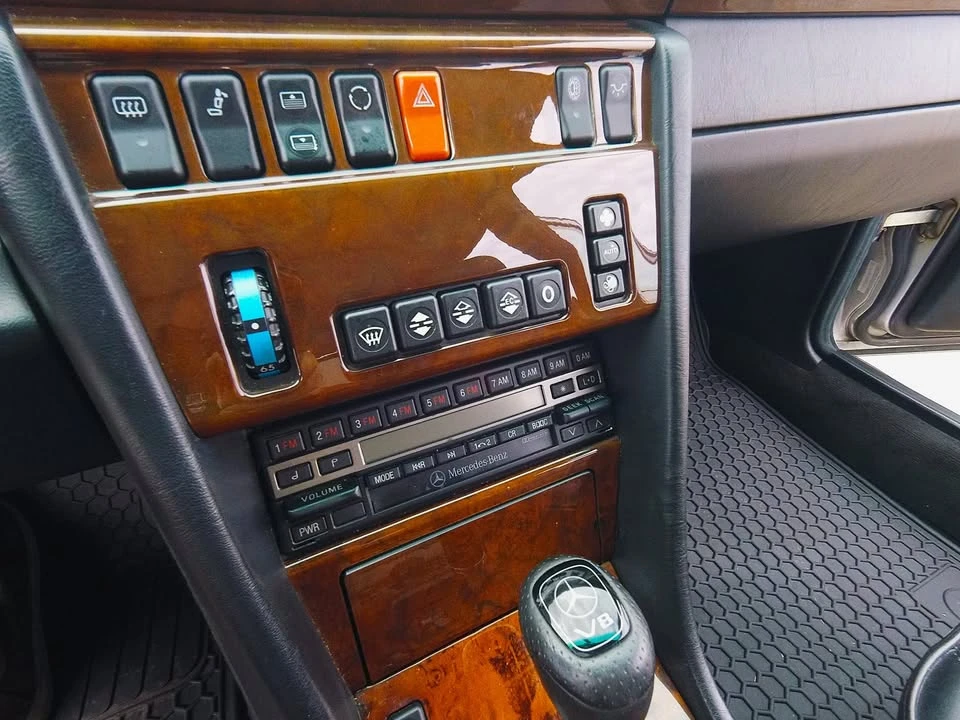 1992 Mercedes-Benz 500E & E500 - Image 10 of 19