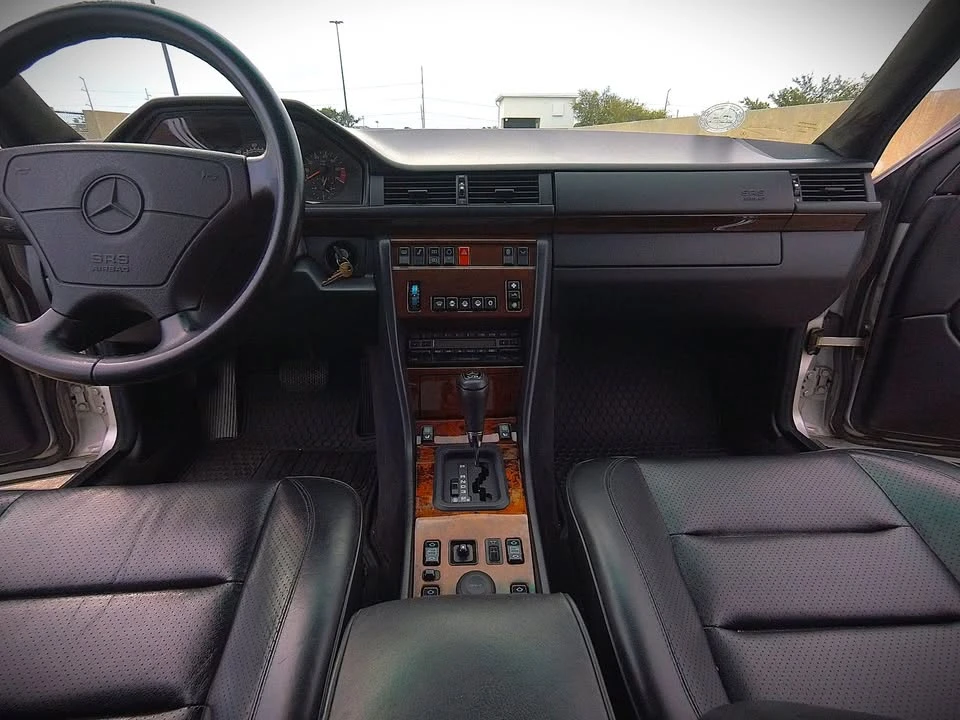 1992 Mercedes-Benz 500E & E500 - Image 13 of 19