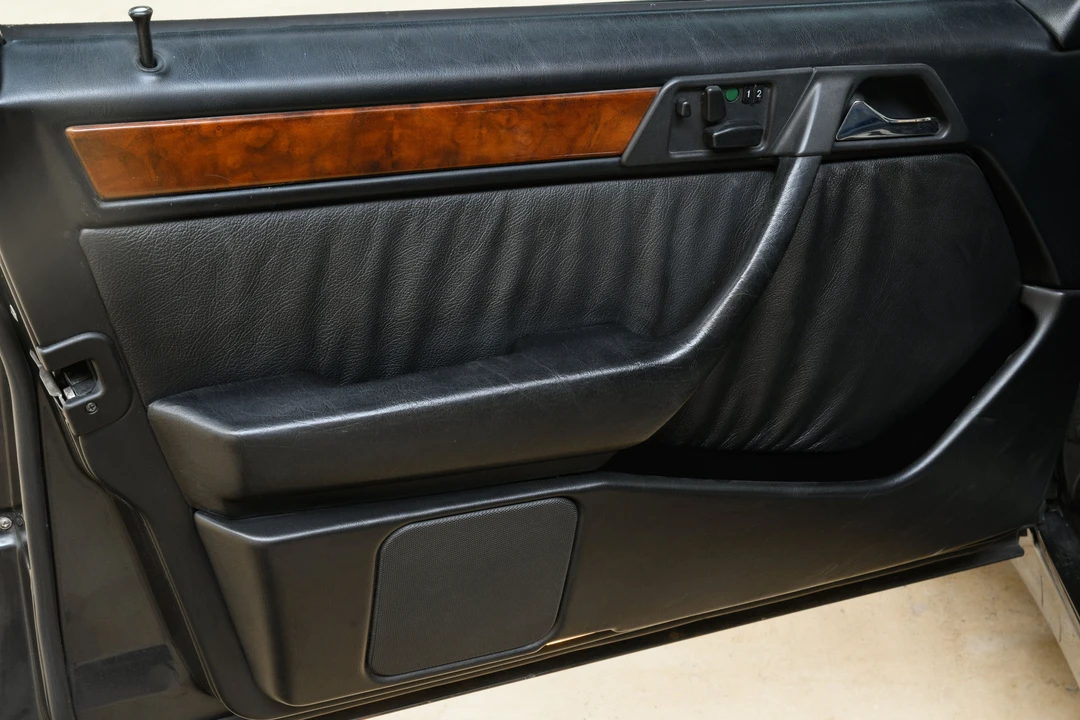 1992 Mercedes-Benz 500E & E500 - Image 15 of 24