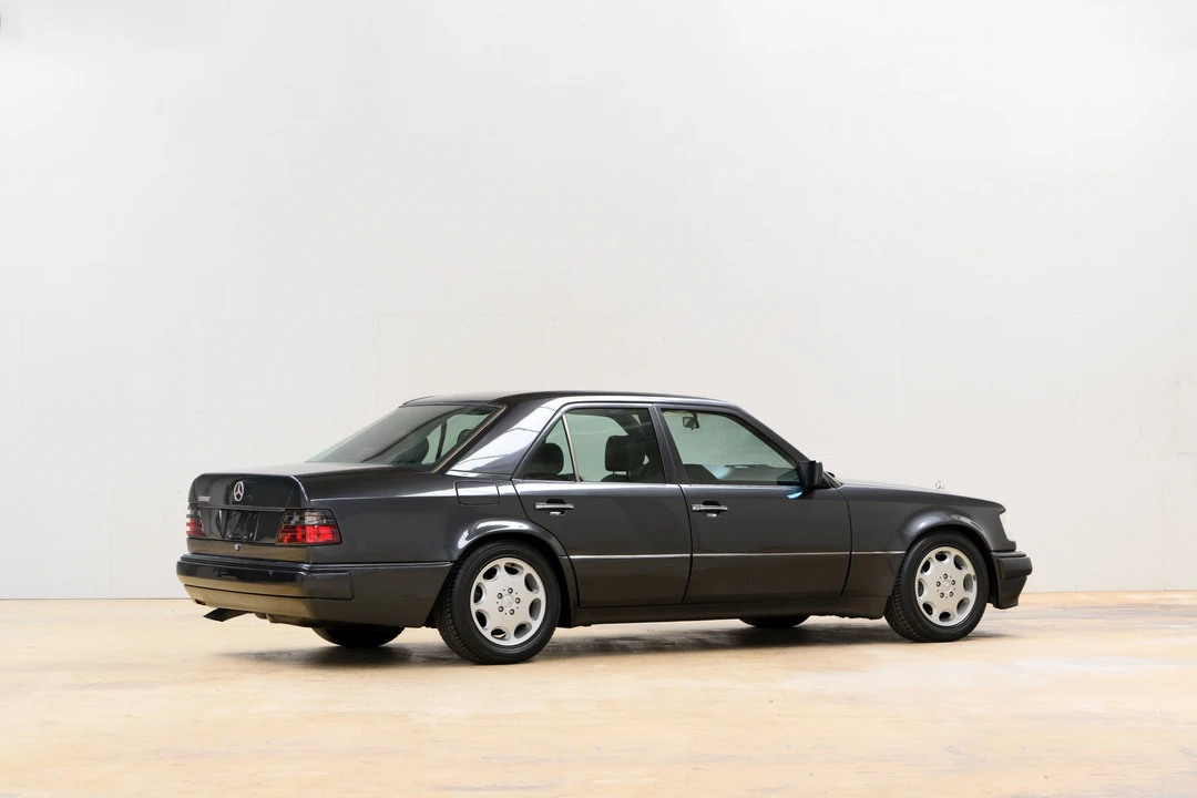 1992 Mercedes-Benz 500E & E500 - Image 2 of 24