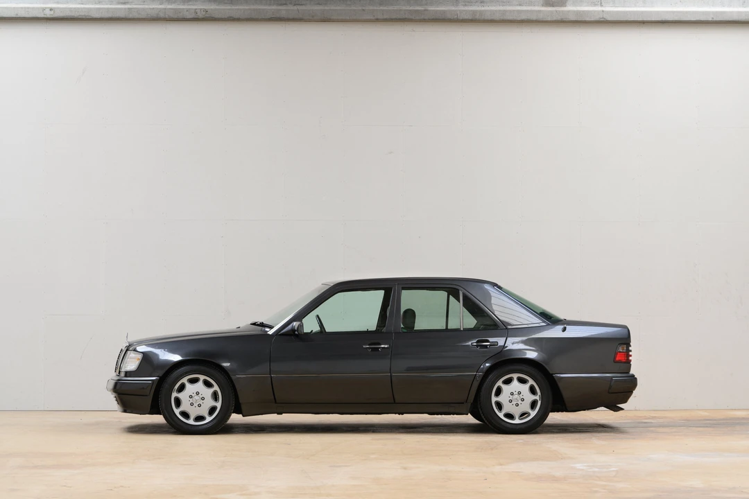 1992 Mercedes-Benz 500E & E500 - Image 3 of 24