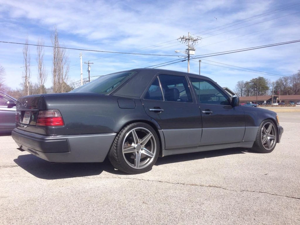 1992 Mercedes-Benz 500E & E500 - Image 3 of 12