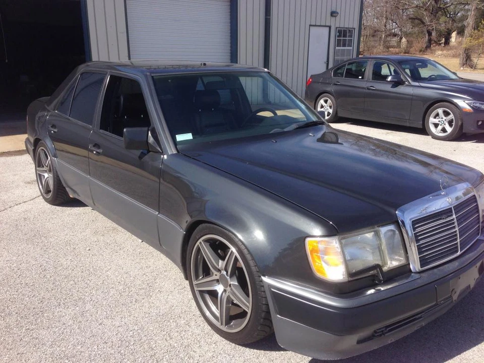 1992 Mercedes-Benz 500E & E500 - Image 10 of 12