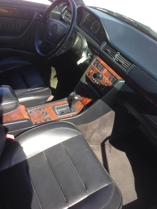 1992 Mercedes-Benz 500E & E500 - Image 9 of 12