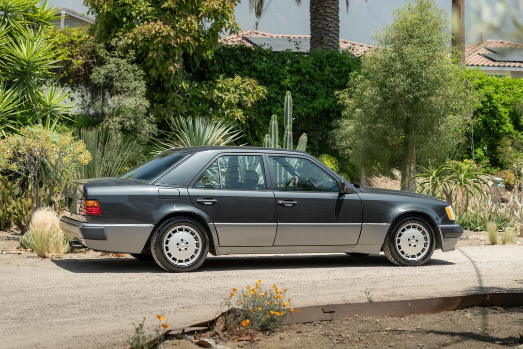 1992 Mercedes-Benz 500E & E500 - Image 2 of 31