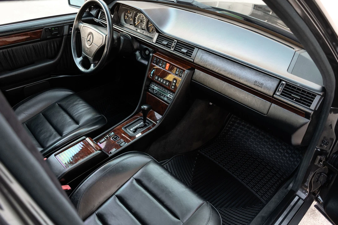 1992 Mercedes-Benz 500E & E500 - Image 5 of 31