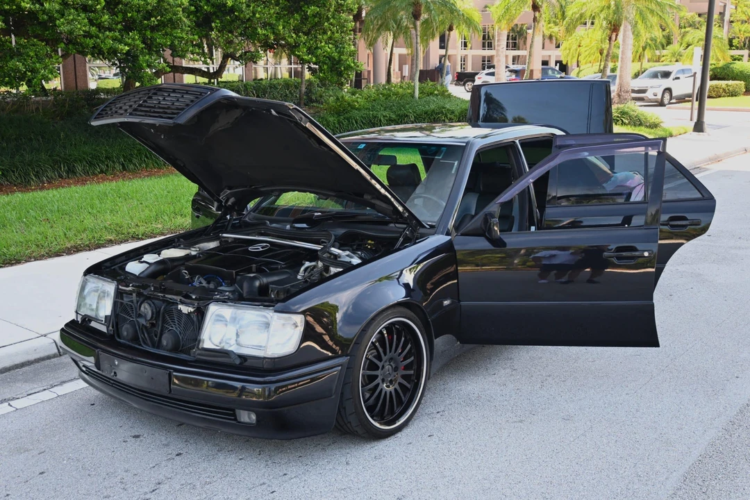 1992 Mercedes-Benz 500E & E500 - Image 10 of 31