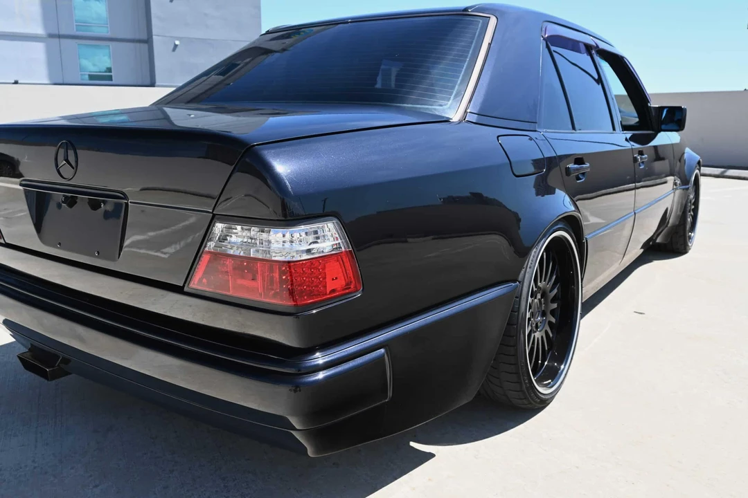 1992 Mercedes-Benz 500E & E500 - Image 16 of 31