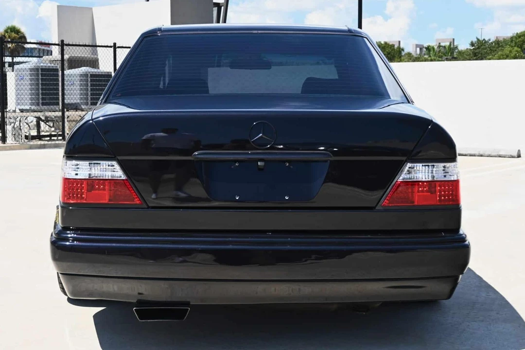 1992 Mercedes-Benz 500E & E500 - Image 5 of 31