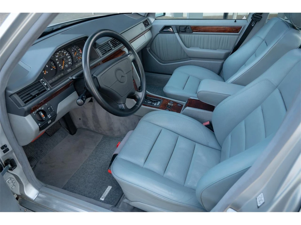 1992 Mercedes-Benz 500E & E500 - Image 7 of 10
