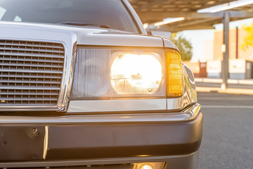 1992 Mercedes-Benz 500E & E500 - Image 19 of 31