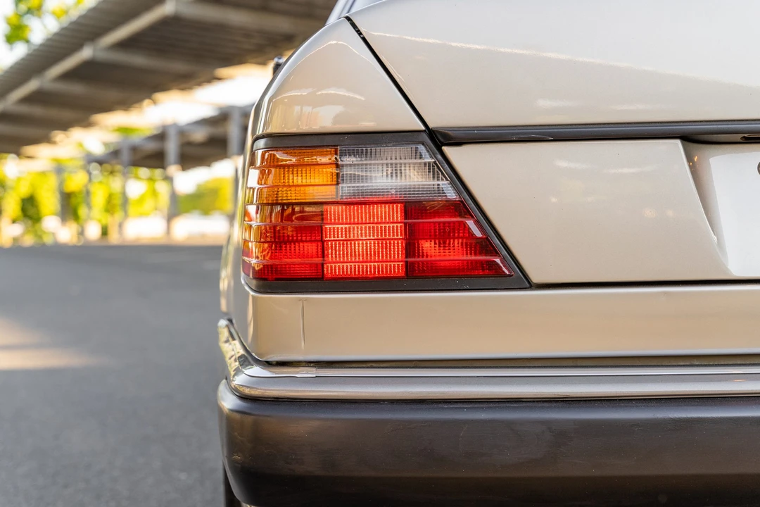 1992 Mercedes-Benz 500E & E500 - Image 25 of 31