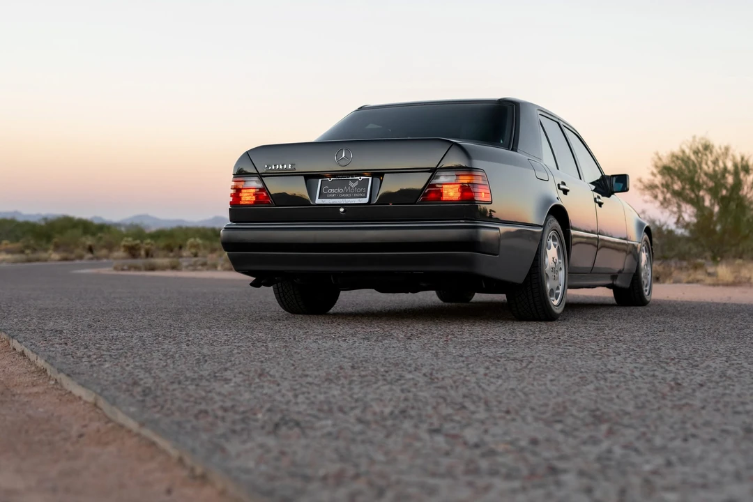 1992 Mercedes-Benz 500E & E500 - Image 30 of 31